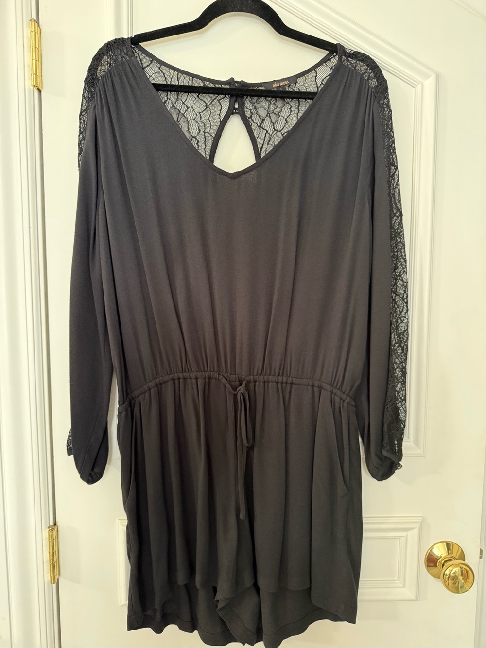 Ella Moss Black Lace Long Sleeve Romper – Size Large – Never Worn